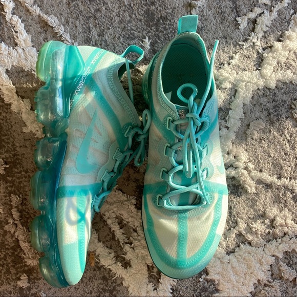 Nike VaporMax - Picture 8 of 10